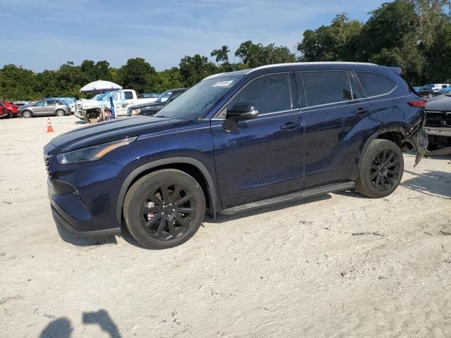 TOYOTA HIGHLANDER 2022 with VIN 5TDGZRAHXNS098875 - Photo from auction