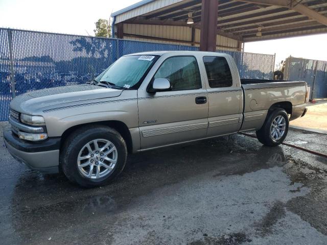 CHEVROLET SILVERADO 2000 with VIN 1GCEC19T5YZ238174 - Photo from auction