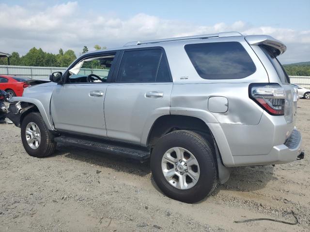 Photo 2 from auction – 2015 TOYOTA 4RUNNER SR with VIN JTEBU5JR4F5270072