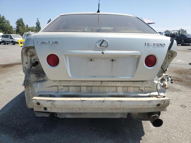 Photo 6 from auction – 2001 LEXUS IS 300 with VIN JTHBD182110009511