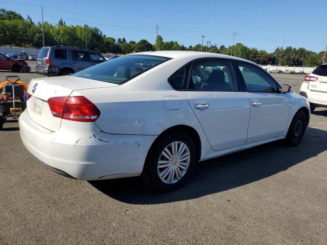 Photo 3 from auction – 2014 VOLKSWAGEN PASSAT S with VIN 1VWAP7A39EC005380