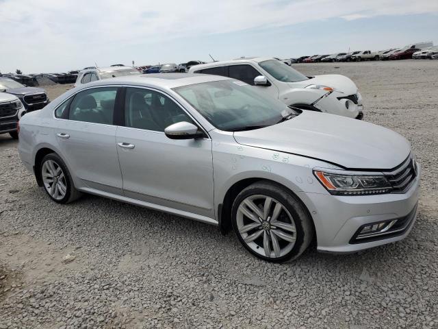 Photo 4 from auction – 2016 VOLKSWAGEN PASSAT SEL with VIN 1VWCT7A36GC002010