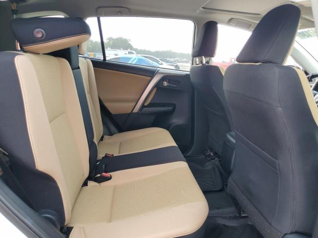 Photo 11 from auction – 2017 TOYOTA RAV4 XLE with VIN JTMRFREV4HJ173038