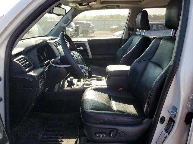 Photo 7 from auction – 2020 TOYOTA 4RUNNER SR with VIN JTEBU5JRXL5823741