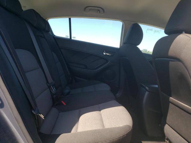 Photo 10 from auction – 2016 KIA FORTE LX with VIN KNAFK5A83G5607056