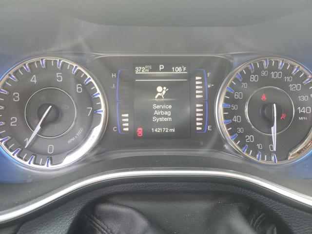 Photo 9 from auction – 2015 CHRYSLER 200 LIMITE with VIN 1C3CCCAB6FN636945