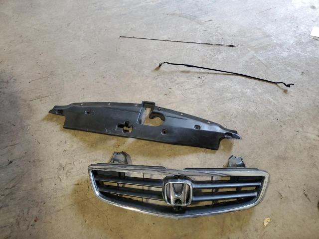 Photo 12 from auction – 2004 HONDA ODYSSEY EX with VIN 5FNRL18084B081202