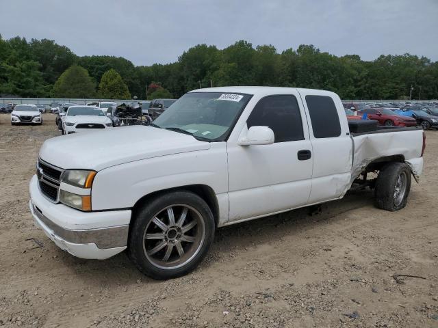 CHEVROLET SILVERADO 2007 with VIN 1GCEC19VX7Z113753 - Photo from auction