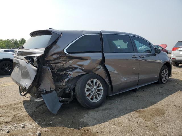 Photo 3 from auction – 2021 TOYOTA SIENNA LE with VIN 5TDKRKEC5MS017683