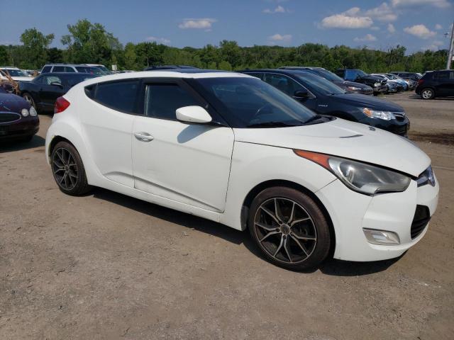 Photo 4 from auction – 2015 HYUNDAI VELOSTER with VIN KMHTC6AD3FU230654