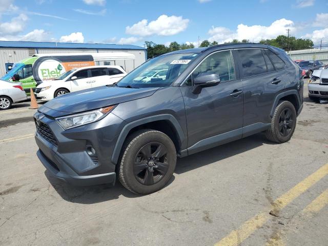 TOYOTA RAV4 XLE 2019 with VIN JTMP1RFV5KD044767 - Photo from auction
