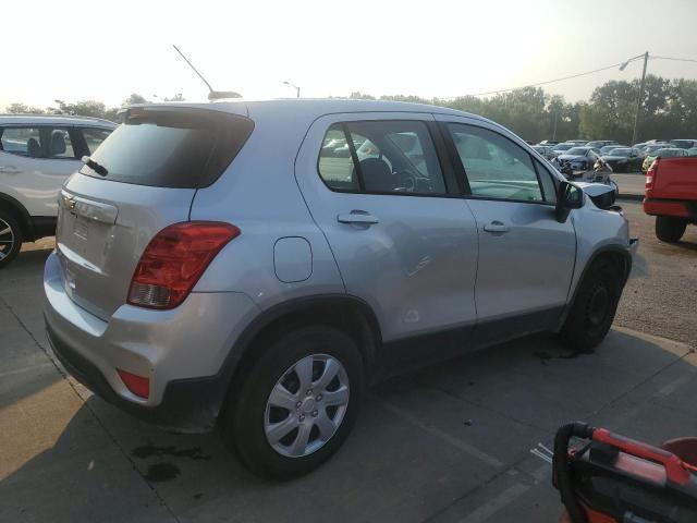 Photo 3 from auction – 2017 CHEVROLET TRAX LS with VIN KL7CJKSB2HB215333