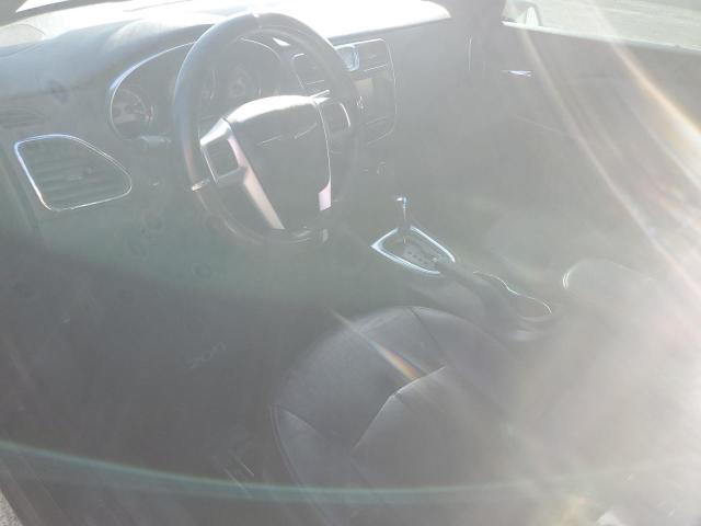 Photo 7 from auction – 2012 CHRYSLER 200 LIMITE with VIN 1C3CCBCG7CN198094