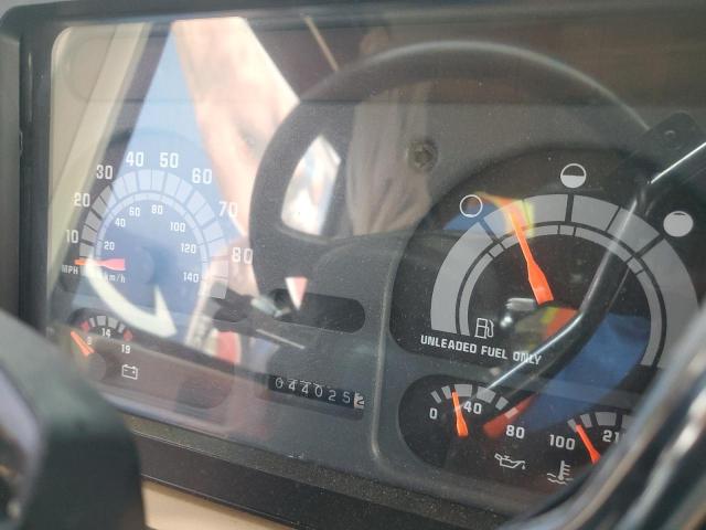 Photo 8 from auction – 1991 WINNEBAGO CHIEFTAIN with VIN 1GBKP37N7M3301056