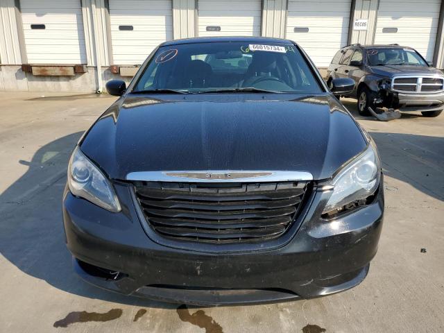 Photo 5 from auction – 2014 CHRYSLER 200 TOURIN with VIN 1C3CCBBB7EN137210