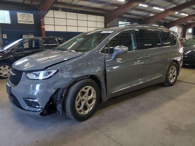 CHRYSLER PACIFICA L 2022 with VIN 2C4RC1GG1NR127652 - Photo from auction