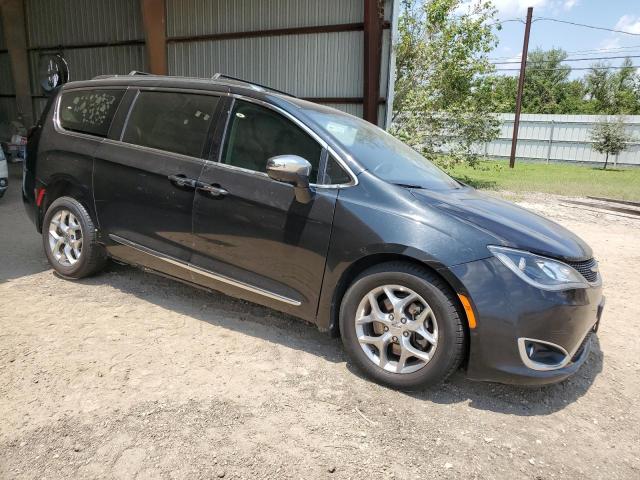 Photo 4 from auction – 2017 CHRYSLER PACIFICA L with VIN 2C4RC1GG4HR534076