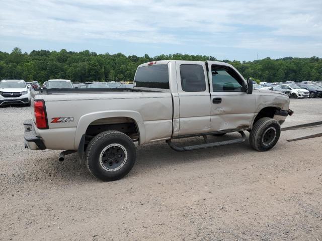 Photo 3 from auction – 2004 CHEVROLET SILVERADO with VIN 1GCEK19T64E285010