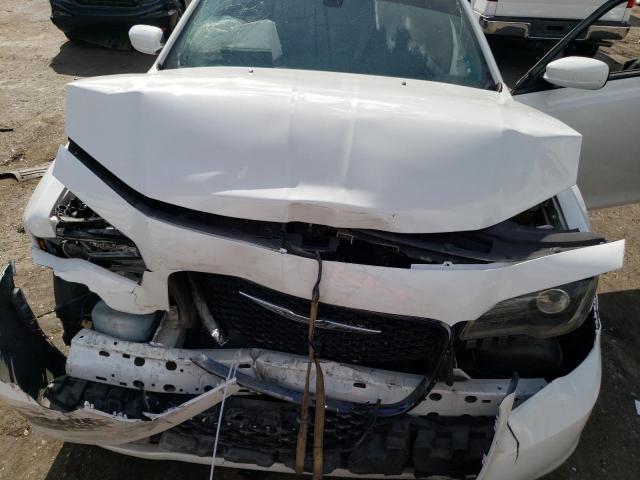 Photo 11 from auction – 2019 CHRYSLER 300 S with VIN 2C3CCABG8KH618044