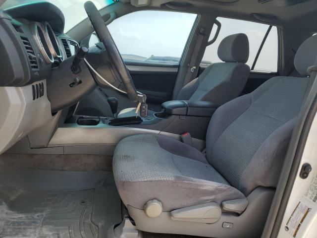 Photo 7 from auction – 2004 TOYOTA 4RUNNER SR with VIN JTEZU14R940032778