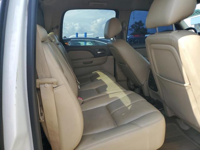 Photo 10 from auction – 2012 CHEVROLET AVALANCHE with VIN 3GNTKFE75CG263429
