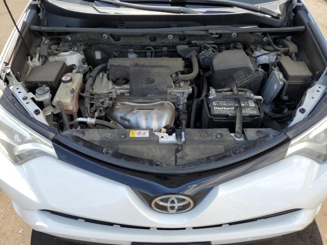 Photo 11 from auction – 2017 TOYOTA RAV4 SE with VIN JTMJFREV7HD211213