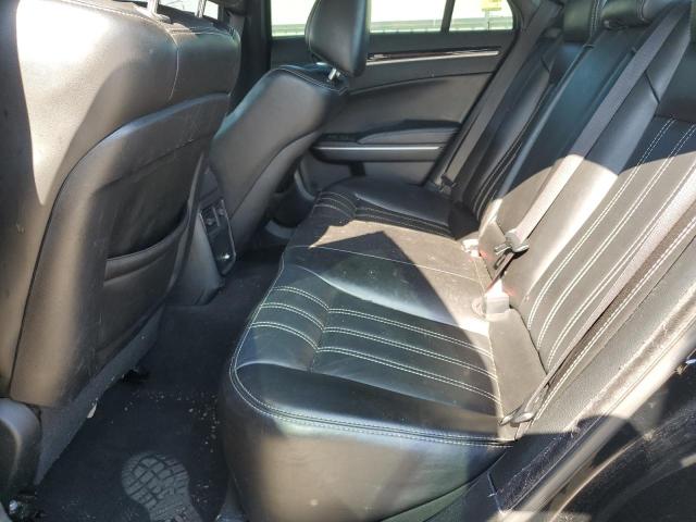 Photo 10 from auction – 2019 CHRYSLER 300 S with VIN 2C3CCABG2KH618136