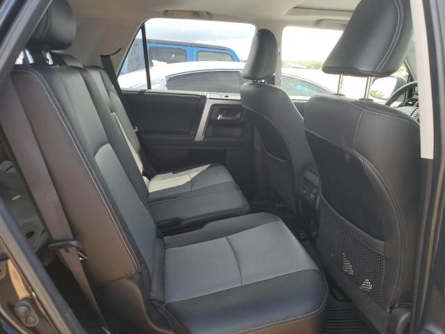 Photo 11 from auction – 2020 TOYOTA 4RUNNER SR with VIN JTEZU5JRXL5226636