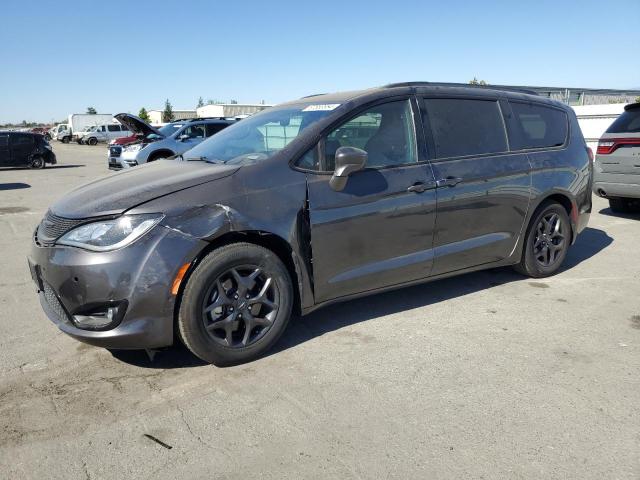 CHRYSLER PACIFICA T 2020 with VIN 2C4RC1BG3LR232715 - Photo from auction