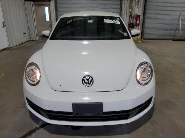 Photo 5 from auction – 2012 VOLKSWAGEN BEETLE with VIN 3VWJP7AT2CM639948