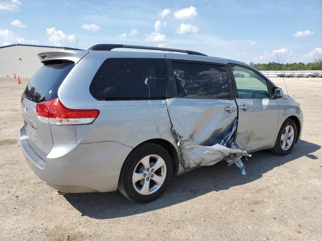 Photo 3 from auction – 2014 TOYOTA SIENNA LE with VIN 5TDKK3DC7ES462701