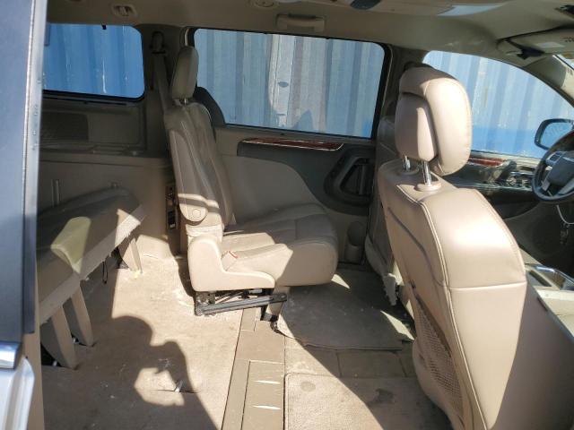 Photo 11 from auction – 2014 CHRYSLER TOWN & COU with VIN 2C4RC1GG1ER453743