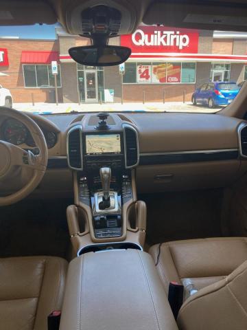 Photo 9 from auction – 2011 PORSCHE CAYENNE with VIN WP1AA2A21BLA03471