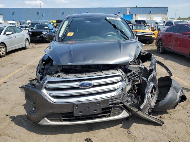 Photo 5 from auction – 2017 FORD ESCAPE SE with VIN 1FMCU9GD4HUC16870