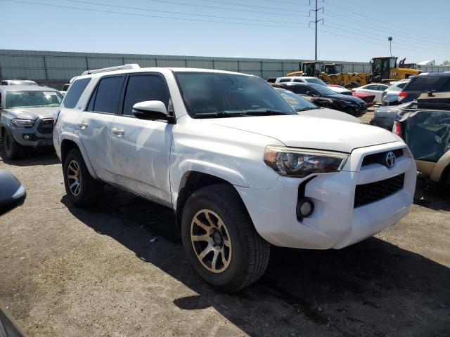 Photo 4 from auction – 2016 TOYOTA 4RUNNER SR with VIN JTEBU5JR8G5352100