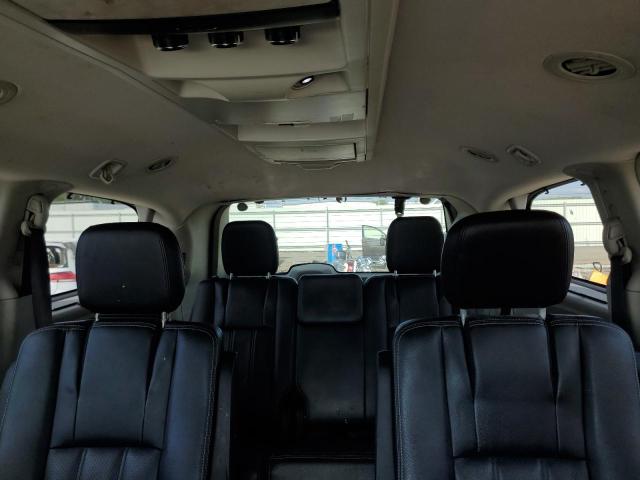 Photo 10 from auction – 2014 CHRYSLER TOWN & COU with VIN 2C4RC1CGXER204296