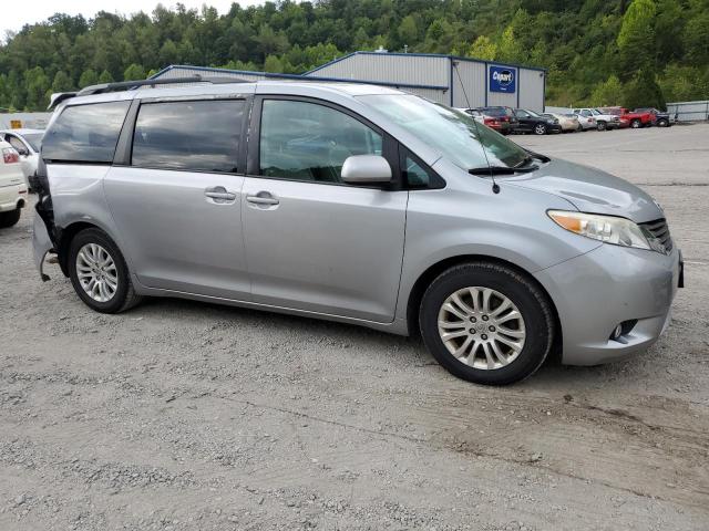 Photo 4 from auction – 2012 TOYOTA SIENNA XLE with VIN 5TDYK3DC9CS274026