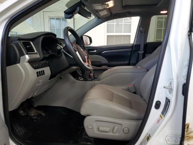 Photo 7 from auction – 2019 TOYOTA HIGHLANDER with VIN 5TDDZRFH7KS717634