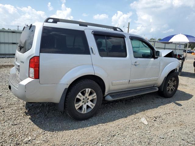 Photo 3 from auction – 2011 NISSAN PATHFINDER with VIN 5N1AR1NB9BC623074