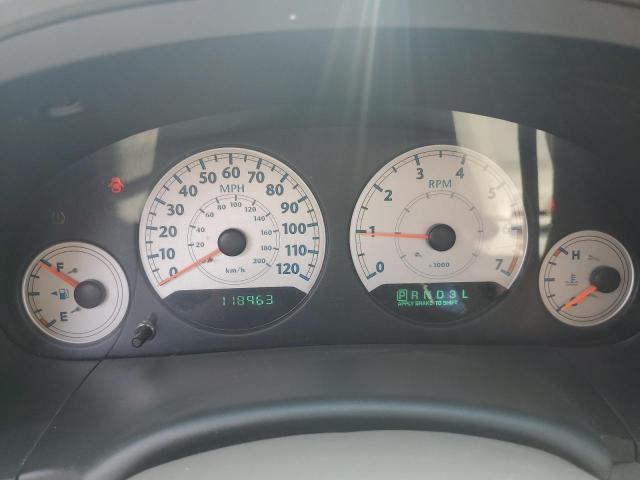 Photo 9 from auction – 2005 CHRYSLER TOWN & COU with VIN 2C4GP54L25R441265