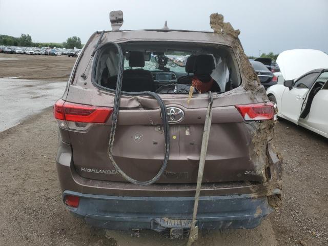 Photo 6 from auction – 2019 TOYOTA HIGHLANDER with VIN 5TDJZRFH3KS952230