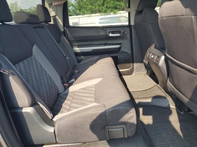 Photo 10 from auction – 2018 TOYOTA TUNDRA CRE with VIN 5TFDW5F1XJX772575