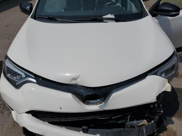 Photo 12 from auction – 2016 TOYOTA RAV4 SE with VIN JTMJFREV4GD179156