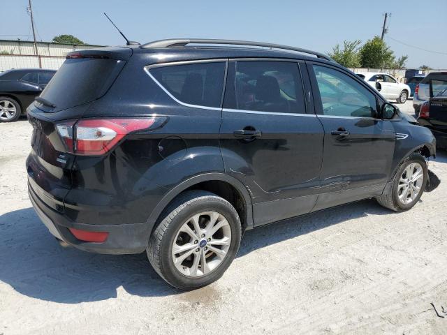 Photo 3 from auction – 2017 FORD ESCAPE SE with VIN 1FMCU0GD3HUD39202