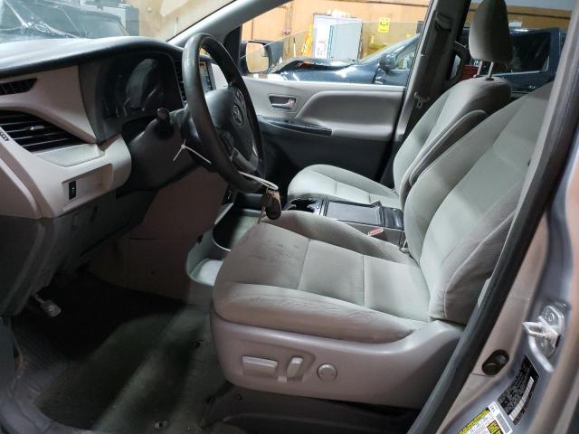 Photo 7 from auction – 2018 TOYOTA SIENNA LE with VIN 5TDJZ3DC2JS197865