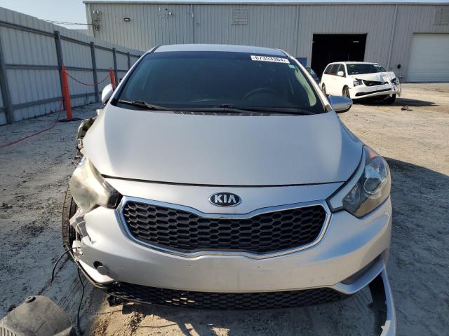 Photo 5 from auction – 2016 KIA FORTE with VIN KNAFK4A62G5539275
