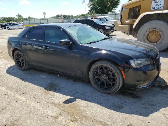 Photo 4 from auction – 2019 CHRYSLER 300 S with VIN 2C3CCABG6KH564744