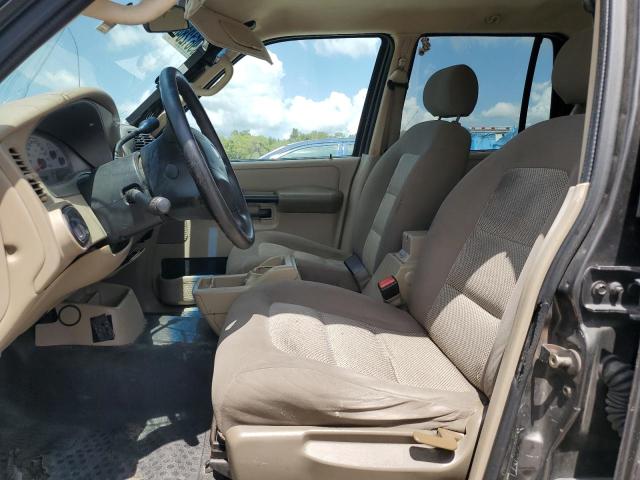 Photo 7 from auction – 2005 FORD EXPLORER S with VIN 1FMZU67K25UA08294