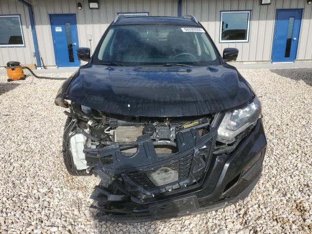 Photo 5 from auction – 2017 NISSAN ROGUE S with VIN KNMAT2MV0HP604972