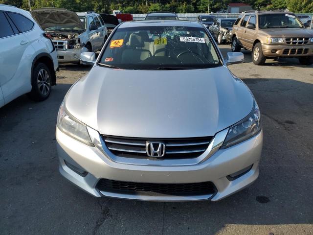 Photo 5 from auction – 2014 HONDA ACCORD EXL with VIN 1HGCR2F86EA247120
